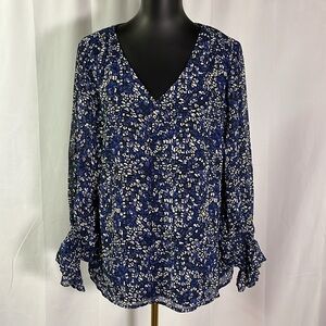 1.State Blue White & Black Animal Print Smocked Sleeve V-Neck Blouse